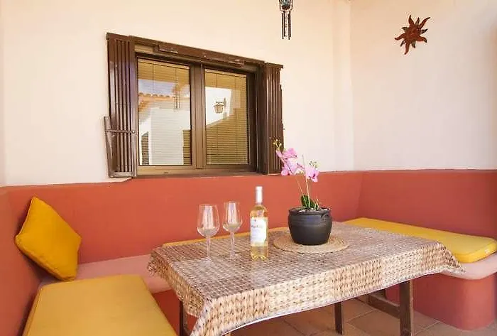 بيت للعطل Vista Graciosa